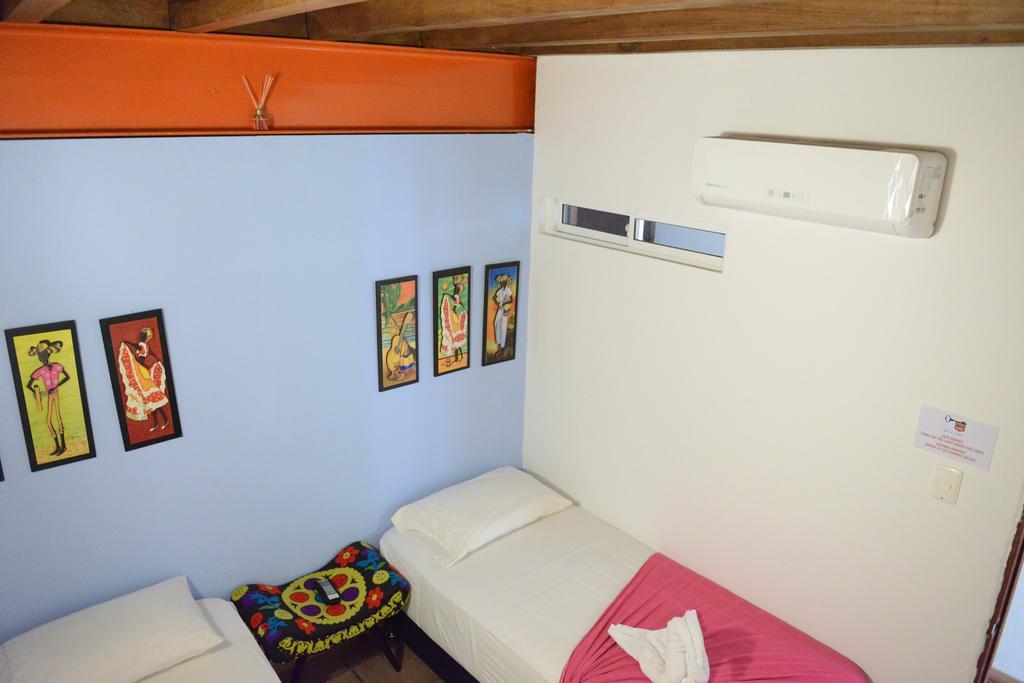 Mi Llave Hostels Cartagena Exterior photo